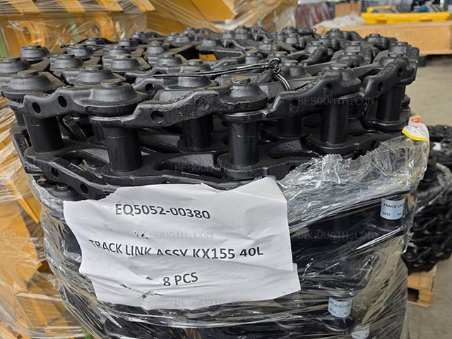 TRACK LINK KUBOTA KX155