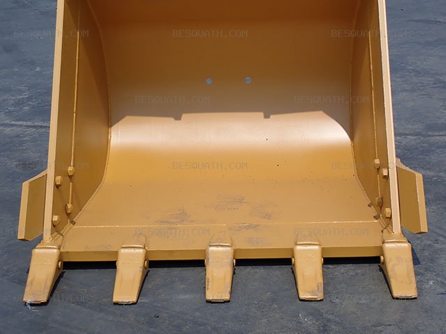 BUCKET KOMATSU PC200