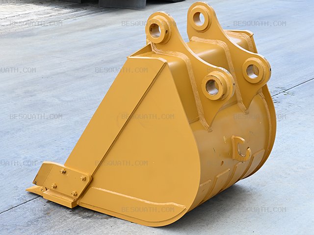 BUCKET KOMATSU PC200