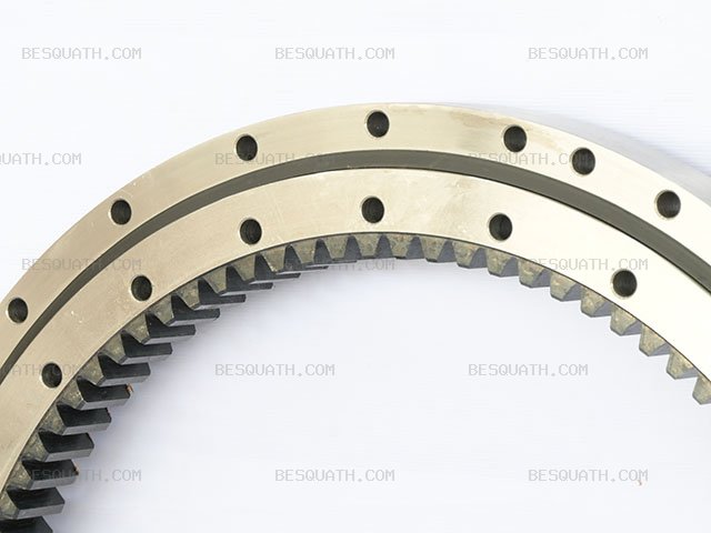 SWING BEARING KOMATSU PC58-8