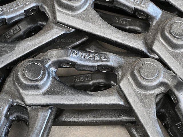 TRACK LINK KOMATSU PC40