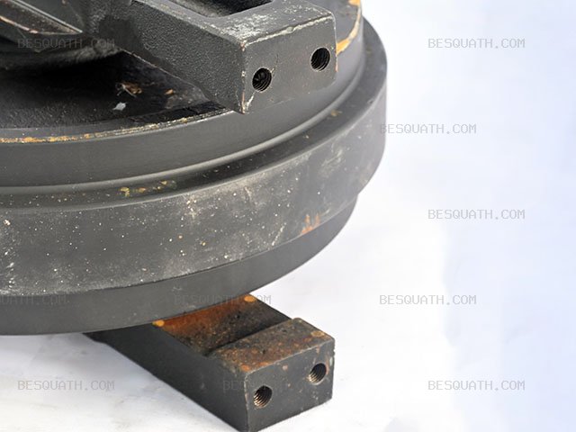 IDLER CATERPILLAR CAT311