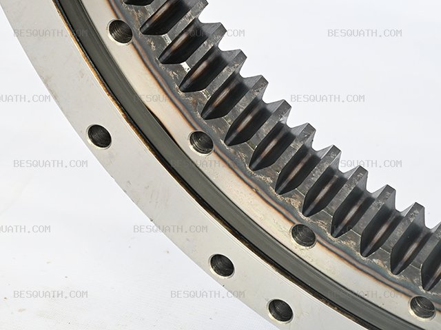 SWING BEARING HITACHI ZX60