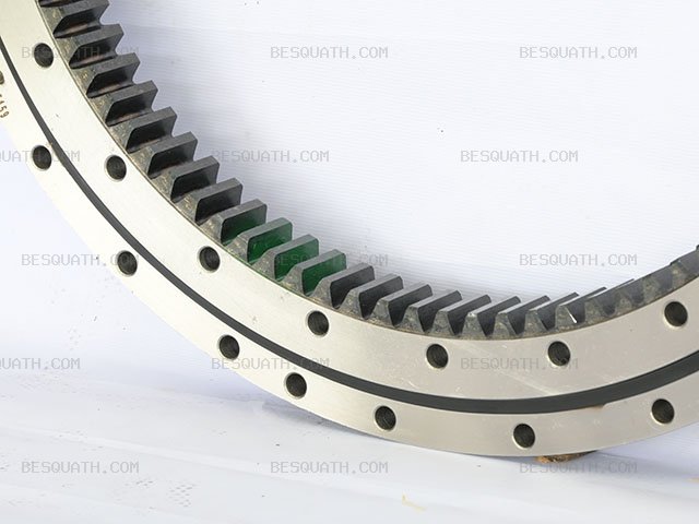 SWING BEARING KOMATSU PC58-8