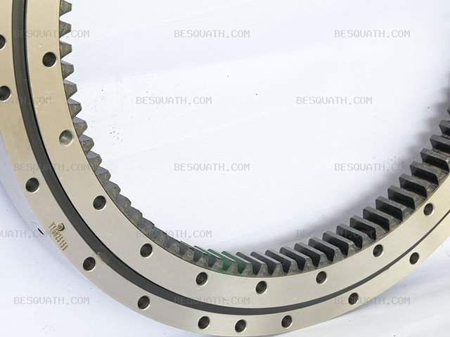 SWING BEARING KOMATSU PC58-8