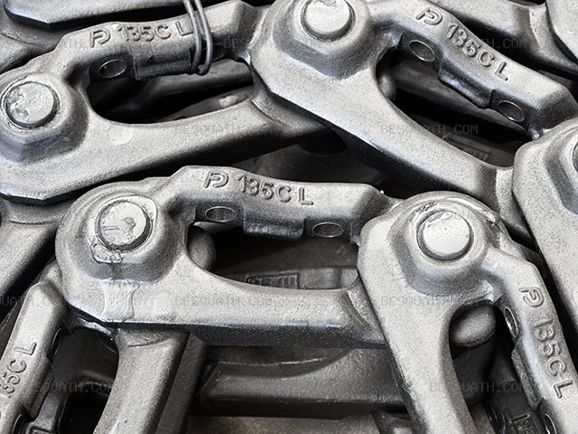 TRACK LINK KUBOTA KX161
