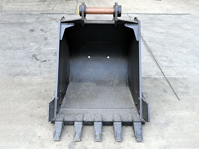 BUCKET KOMATSU PC200