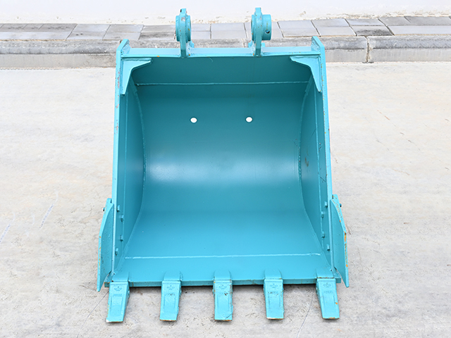 BUCKET KOBELCO SK135