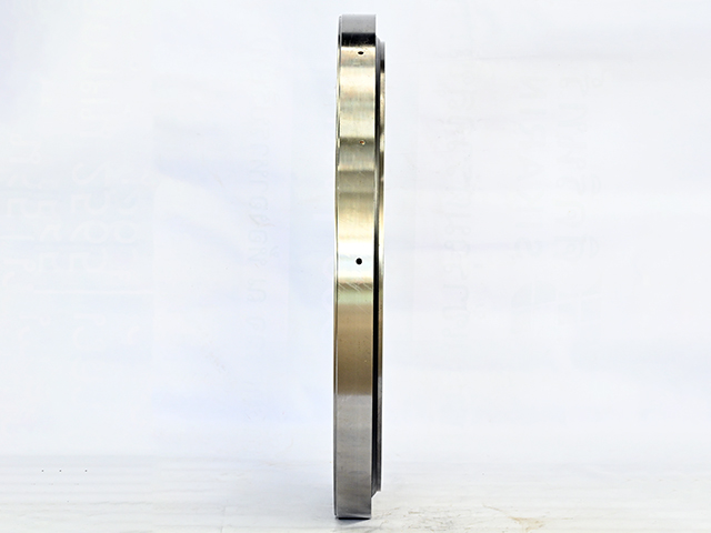 SWING BEARING KOMATSU PC60