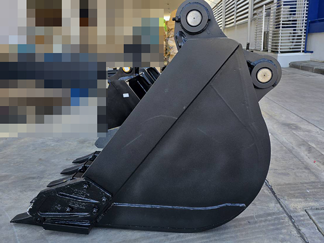 BUCKET KOBELCO SK200