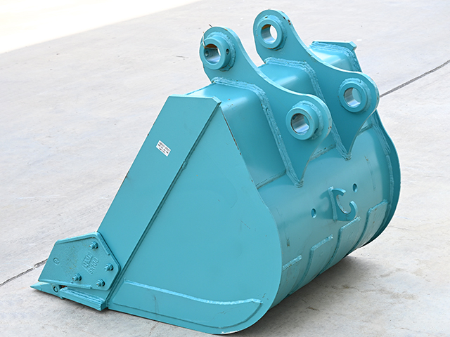BUCKET KOBELCO SK135