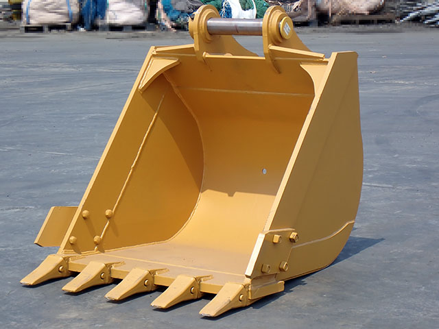 BUCKET KOMATSU PC200