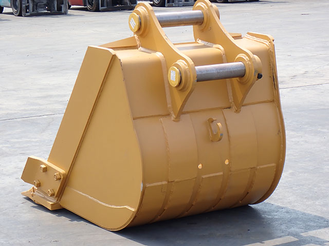 BUCKET KOMATSU PC200