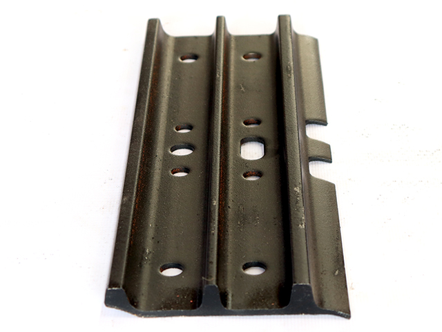 TRACK SHOE KOMATSU PC70-8