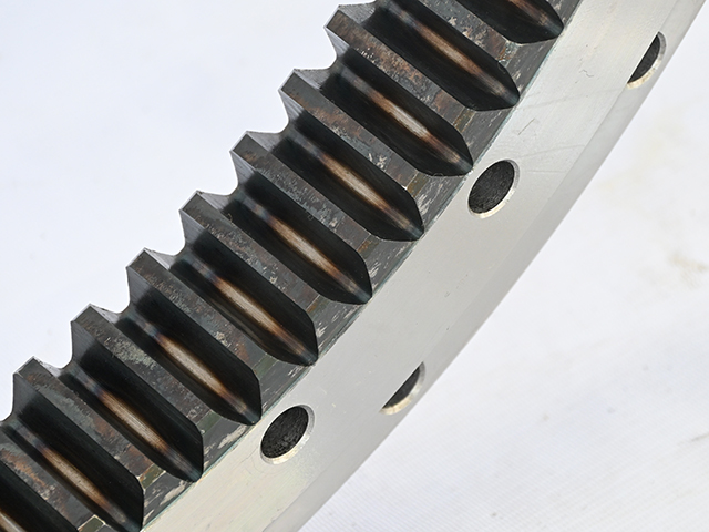 SWING BEARING HITACHI ZX60