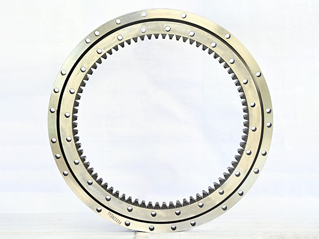 SWING BEARING KOMATSU PC60