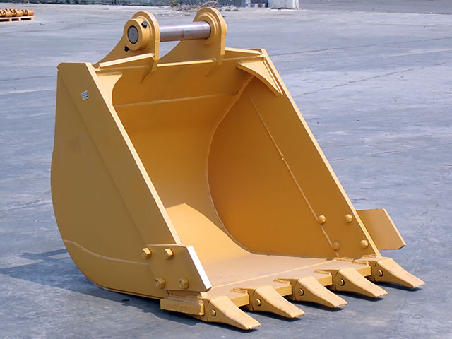BUCKET KOMATSU PC200