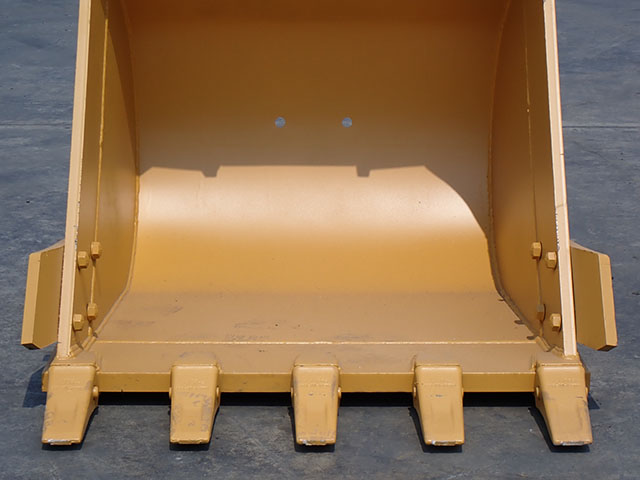 BUCKET KOMATSU PC200