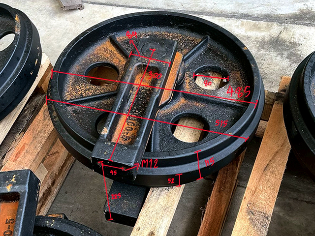 IDLER XCMG XE135
