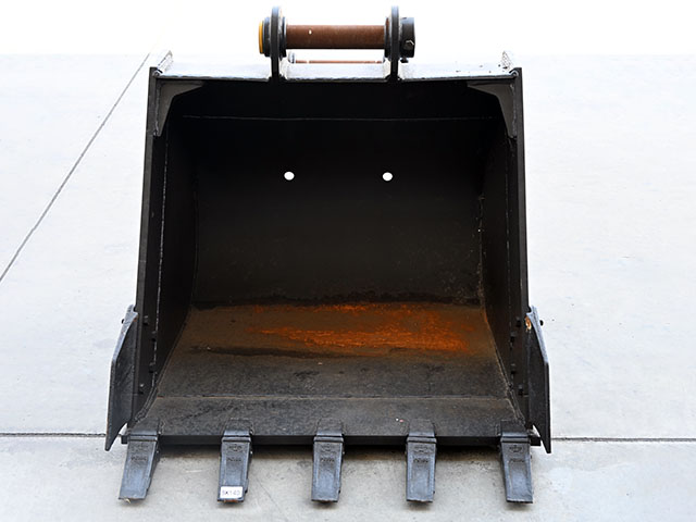 BUCKET KOBELCO SK140